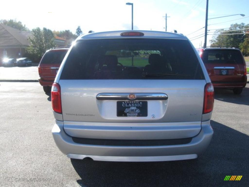 2007 Town & Country LX - Bright Silver Metallic / Medium Slate Gray photo #6