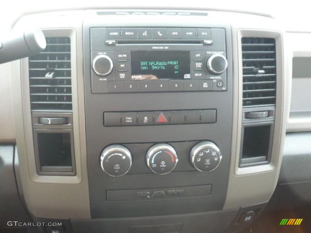 2011 Dodge Ram 1500 ST Quad Cab Controls Photo #37957604