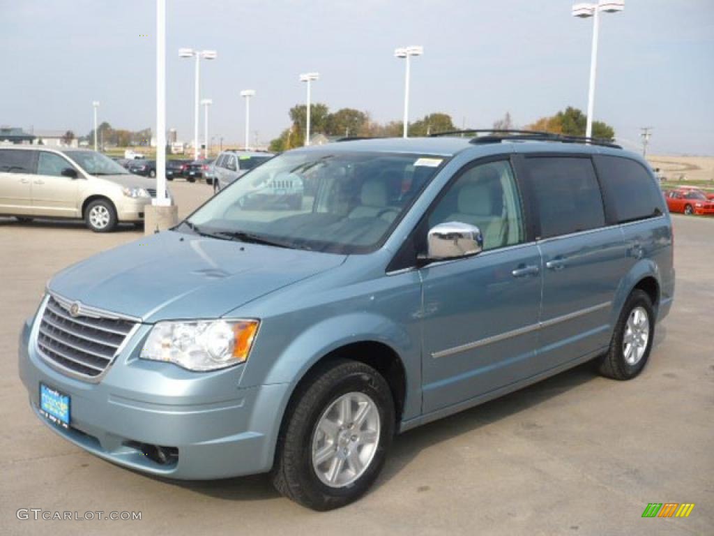 2010 Clearwater Blue Pearl Chrysler Town Country Touring