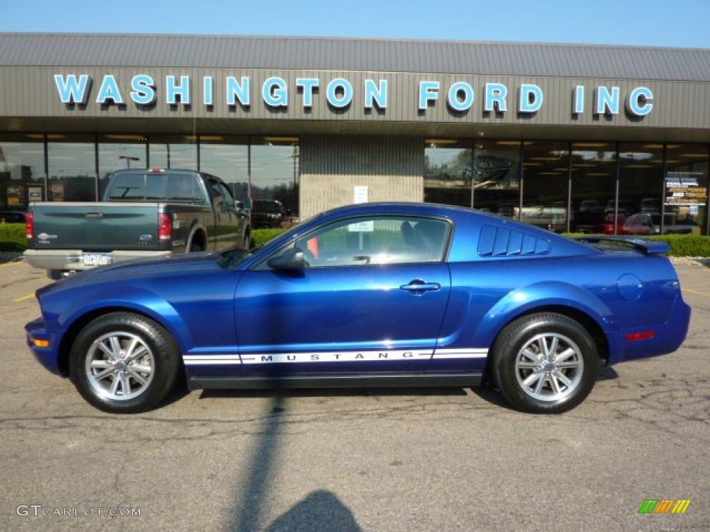 2005 Mustang V6 Premium Coupe - Sonic Blue Metallic / Dark Charcoal photo #1