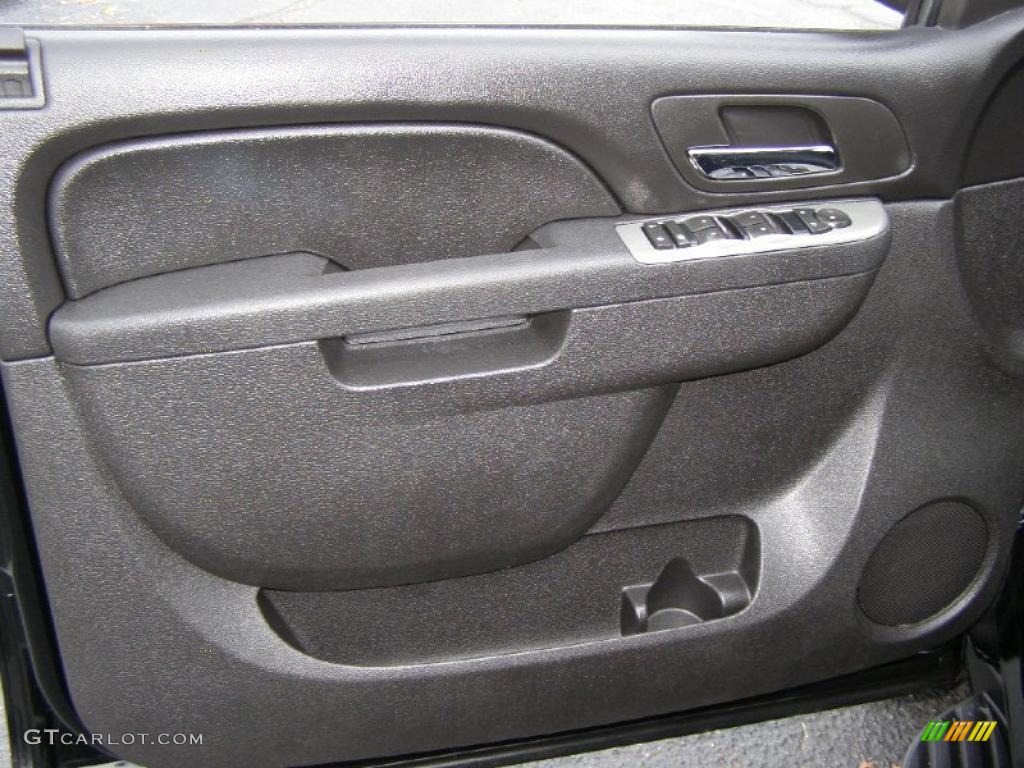 2010 Suburban LS 4x4 - Black / Ebony photo #9
