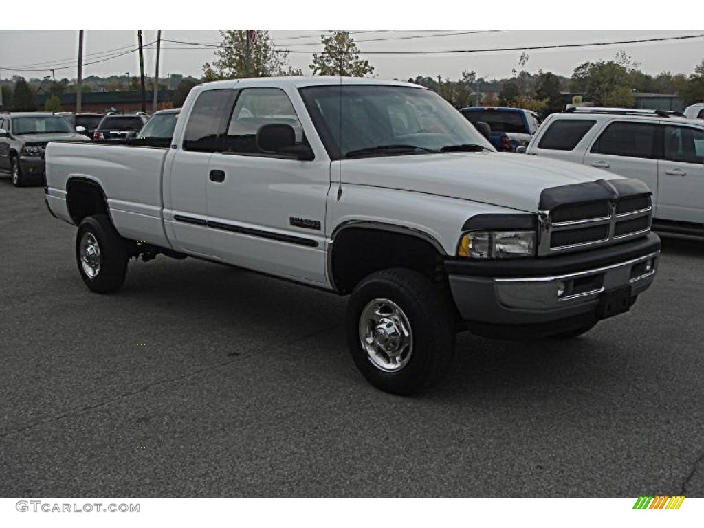 Bright White Dodge Ram 2500