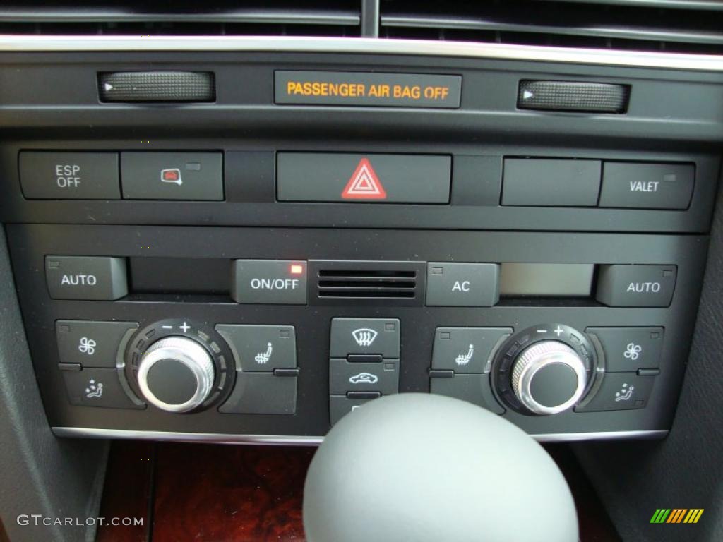 2011 Audi A6 3.0T quattro Sedan Controls Photo #37964152