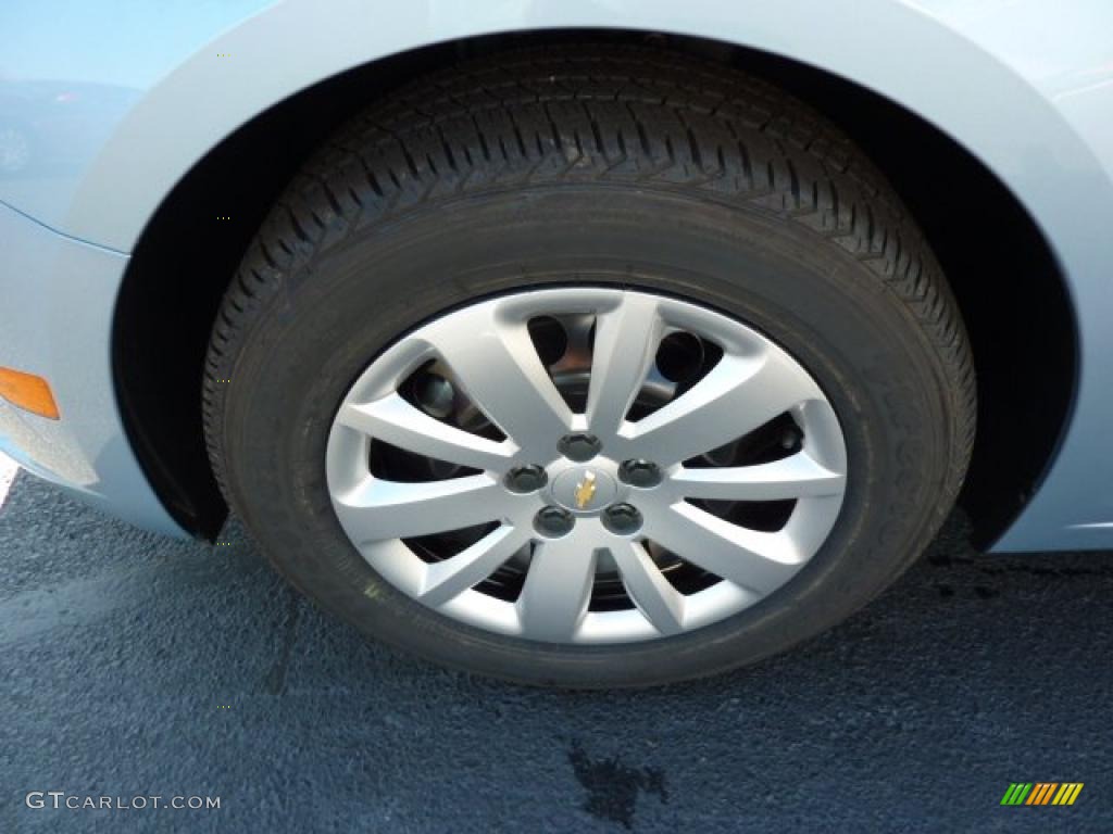 2011 Chevrolet Cruze LS Wheel Photo #37966616