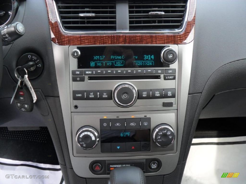 2011 Chevrolet Malibu LTZ Controls Photo #37966874
