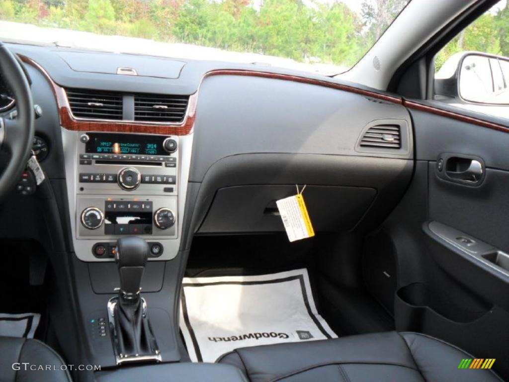 2011 Chevrolet Malibu LTZ Ebony Dashboard Photo #37966944