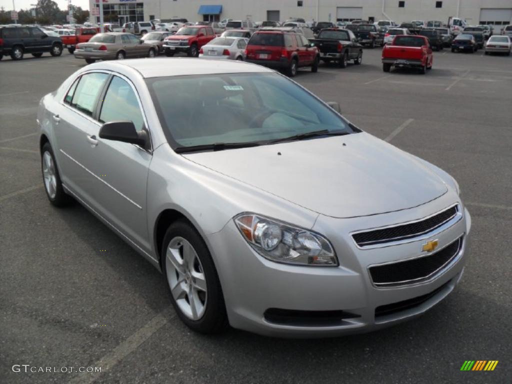 2011 Malibu LS - Silver Ice Metallic / Titanium photo #5