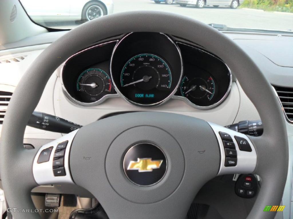 2011 Malibu LS - Silver Ice Metallic / Titanium photo #10