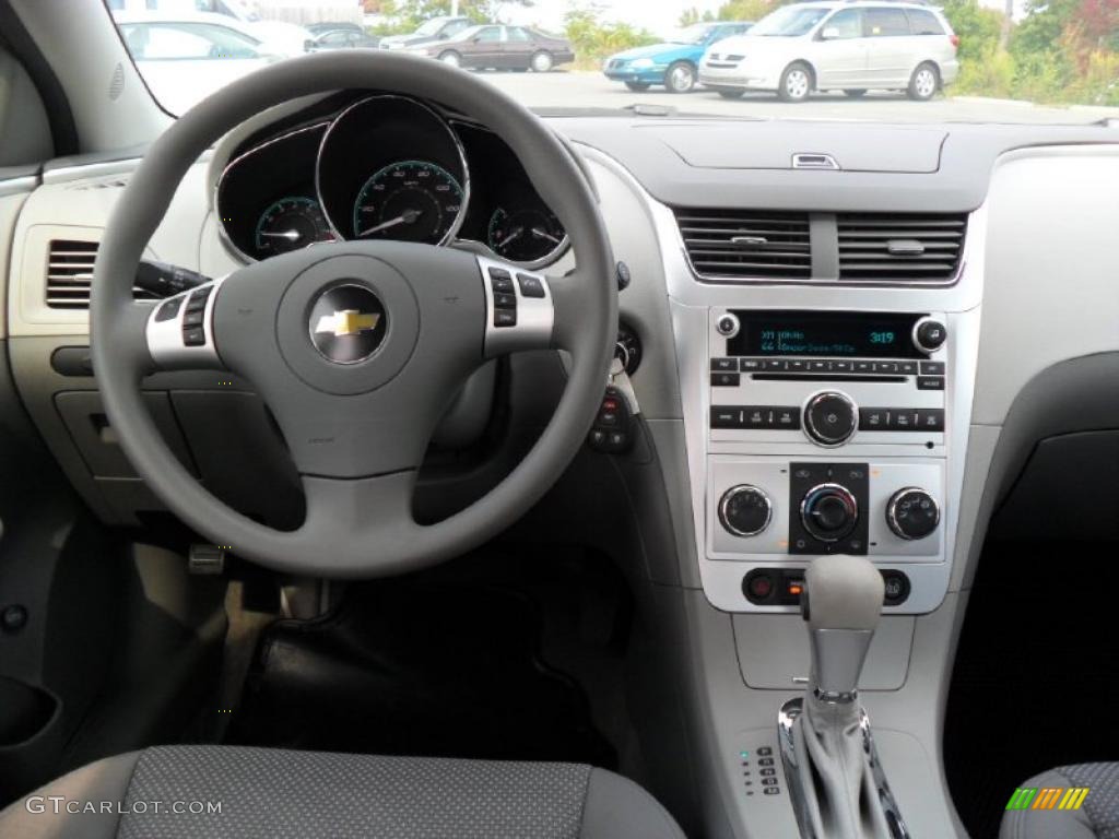 2011 Malibu LS - Silver Ice Metallic / Titanium photo #14