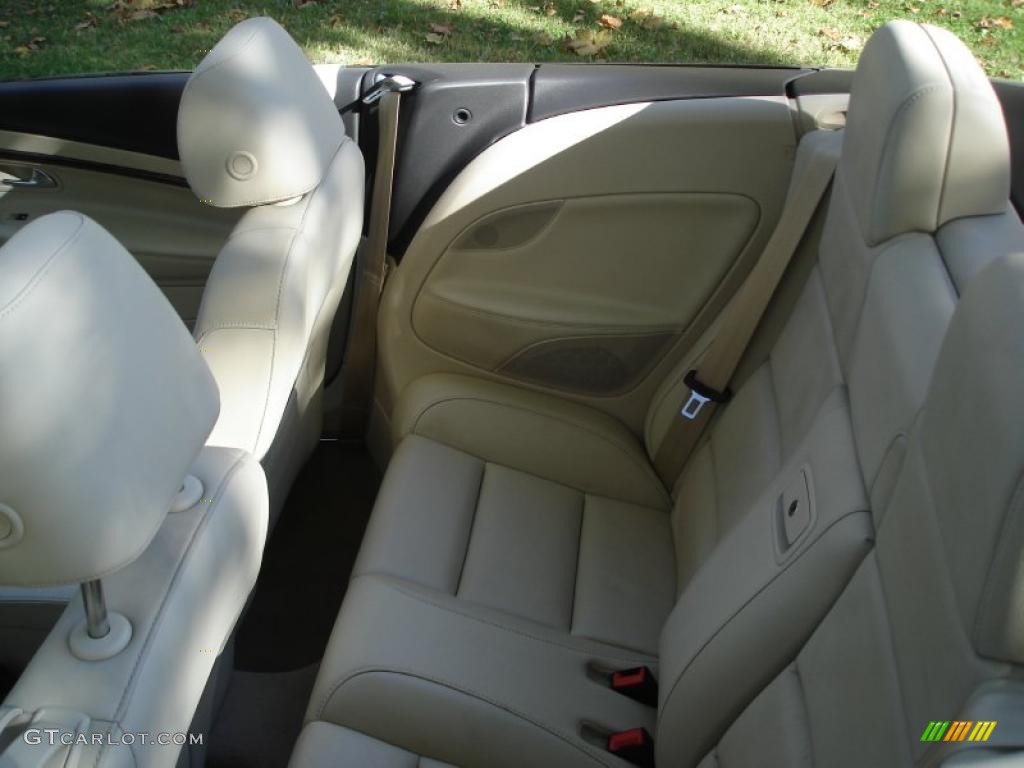 Cornsilk Beige Interior 2007 Volkswagen Eos 2.0T Photo #37968652