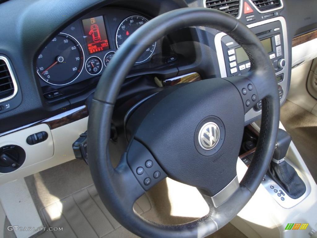 2007 Volkswagen Eos 2.0T Cornsilk Beige Steering Wheel Photo #37968716