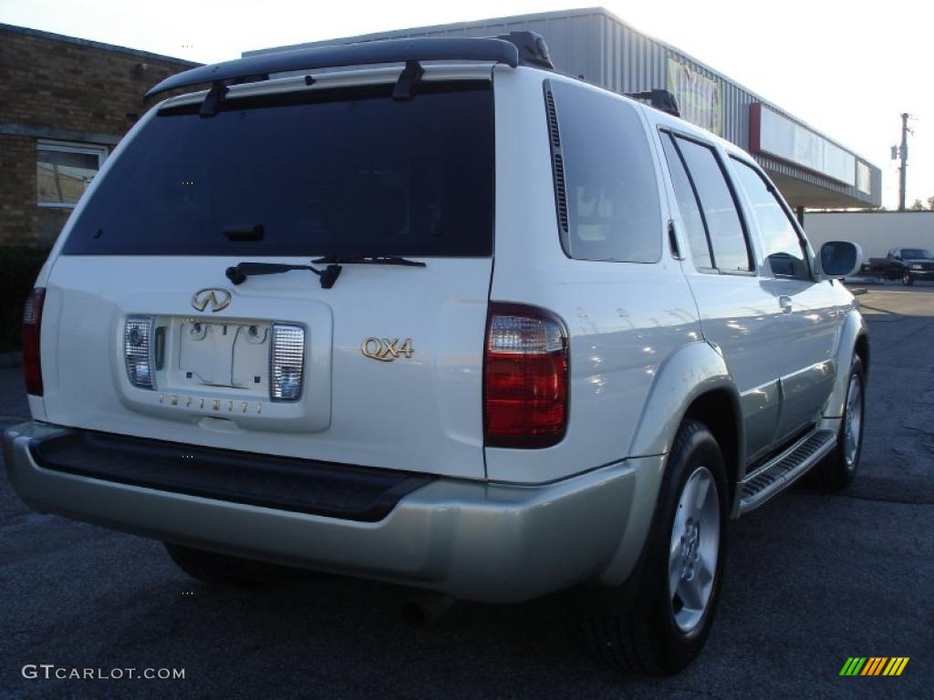 2001 QX4 4x4 - Dover White / Stone Beige photo #4