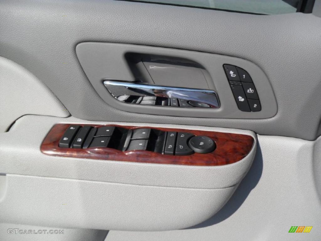 2011 GMC Sierra 1500 SLT Crew Cab 4x4 Controls Photo #37972336