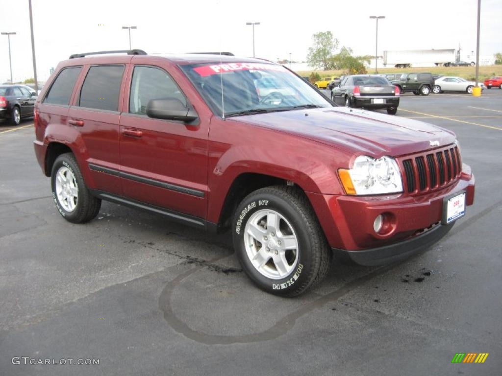 2007 Grand Cherokee Laredo 4x4 - Red Rock Crystal Pearl / Medium Slate Gray photo #3