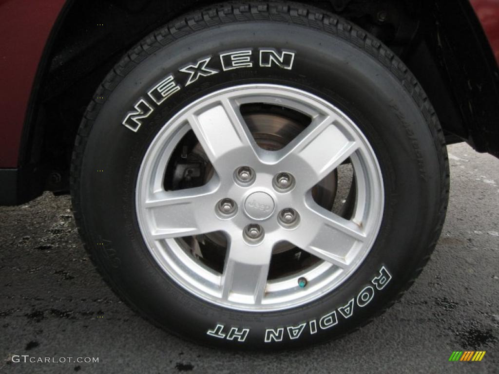 2007 Grand Cherokee Laredo 4x4 - Red Rock Crystal Pearl / Medium Slate Gray photo #15