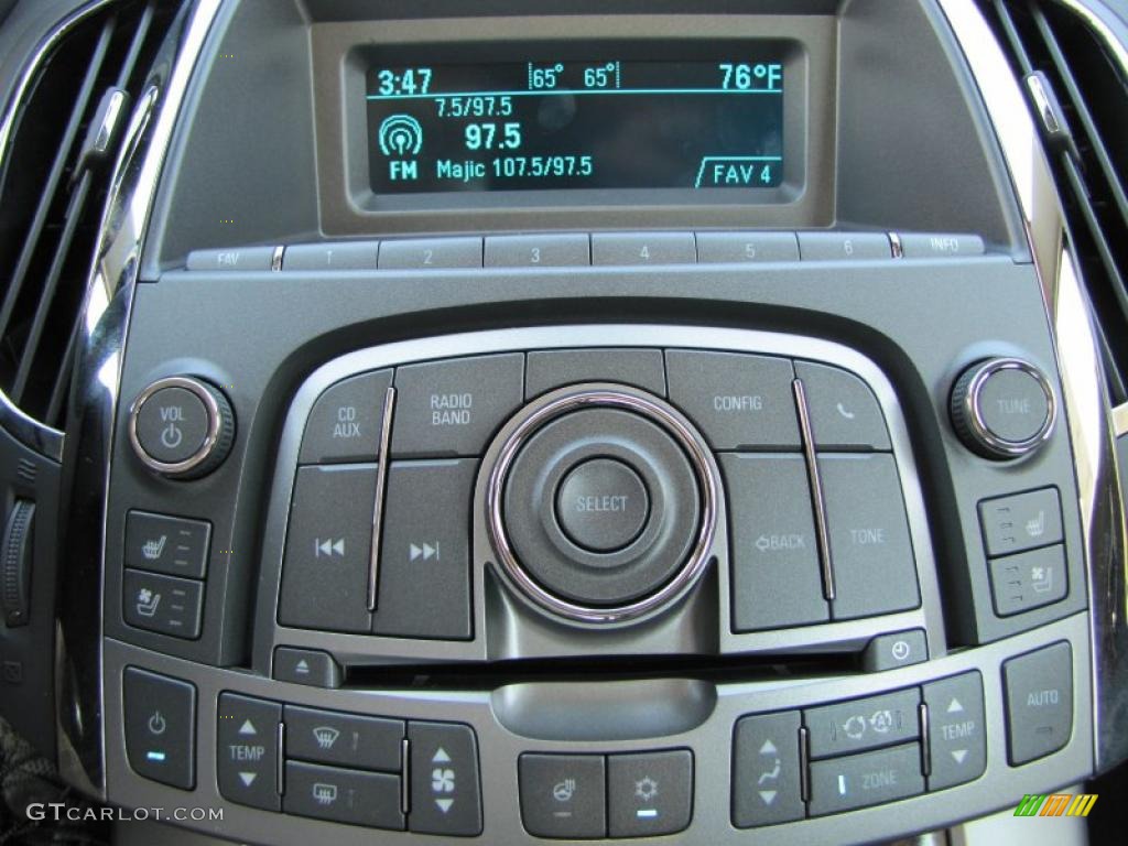 2011 Buick LaCrosse CXL Controls Photo #37975464