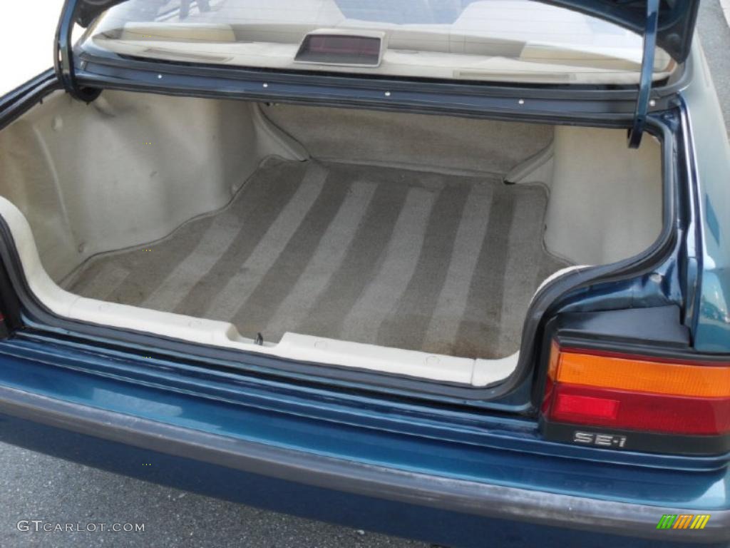 1989 Honda Accord SEi Coupe Trunk Photos