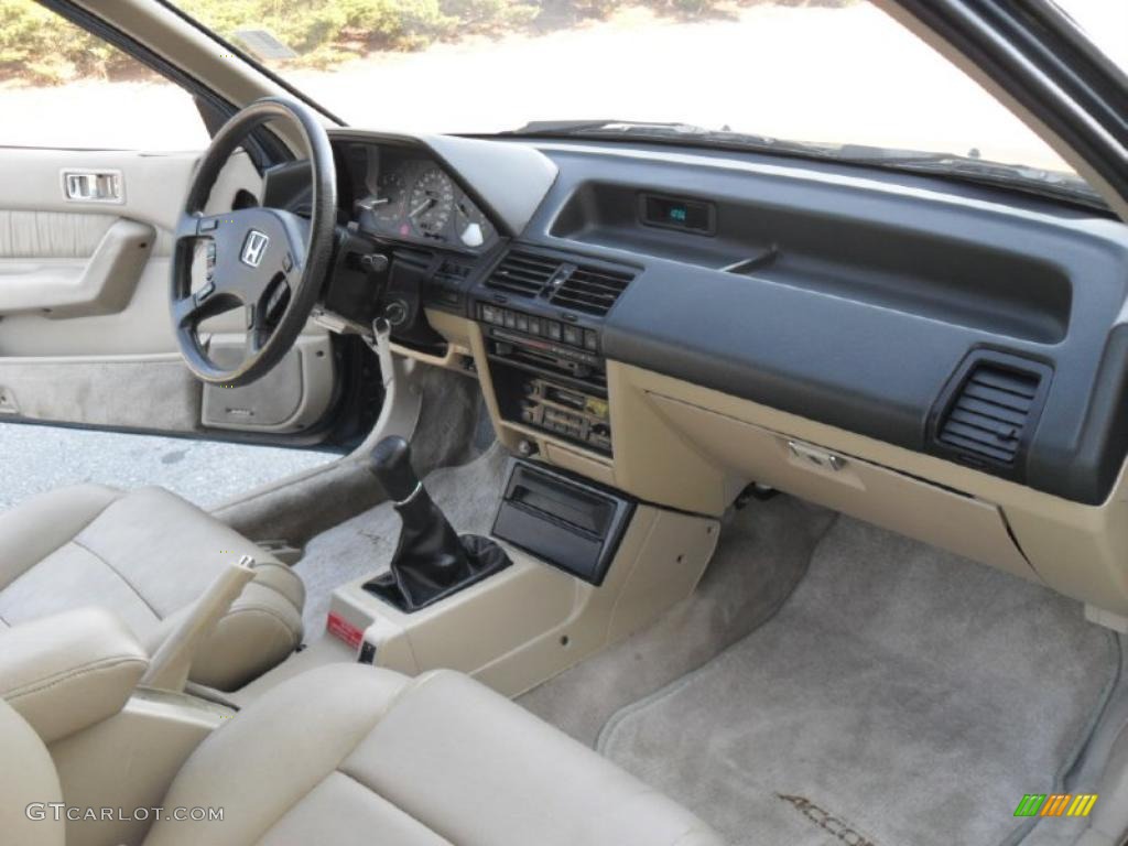 1989 Honda Accord SEi Coupe Tan Dashboard Photo #37976360
