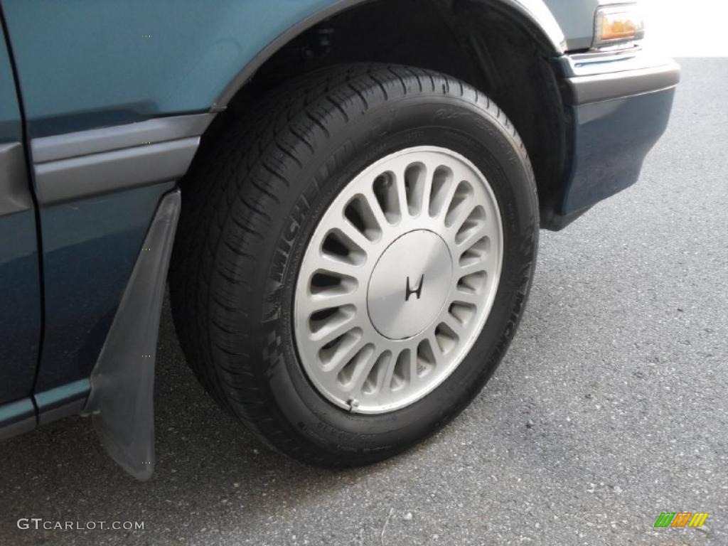 1989 Honda Accord SEi Coupe Wheel Photo #37976388