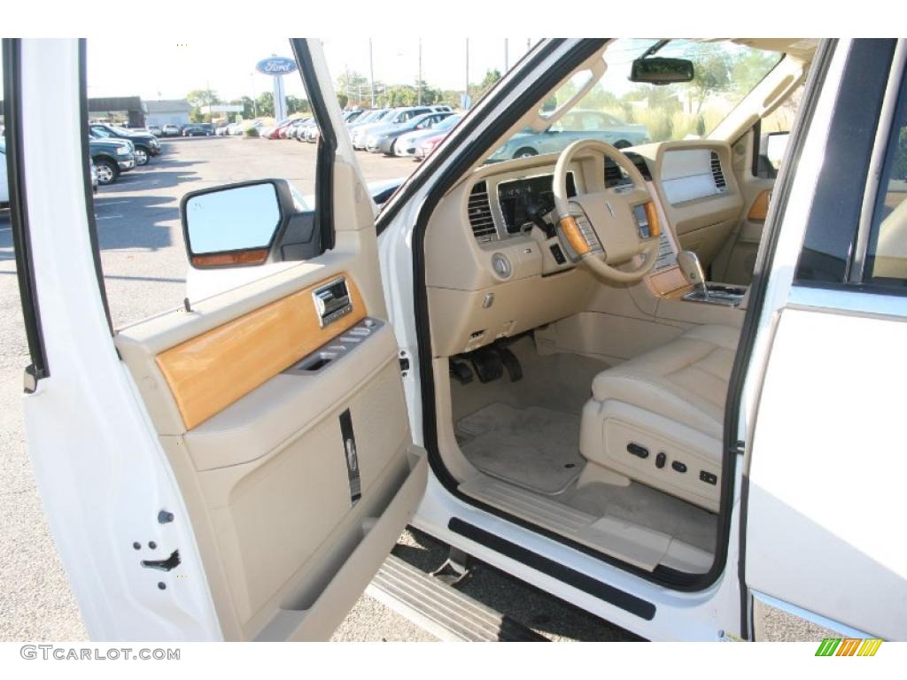Stone Interior 2008 Lincoln Navigator Luxury 4x4 Photo #37976636