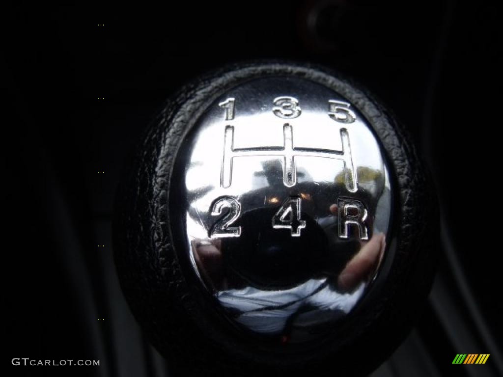 2006 Mazda MAZDA3 i Sedan 5 Speed Manual Transmission Photo #37978092