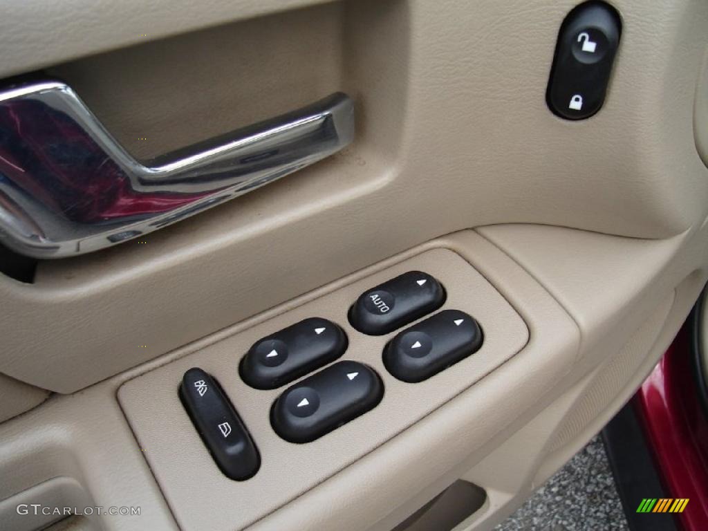 2000 Ford Taurus SES Controls Photo #37980500