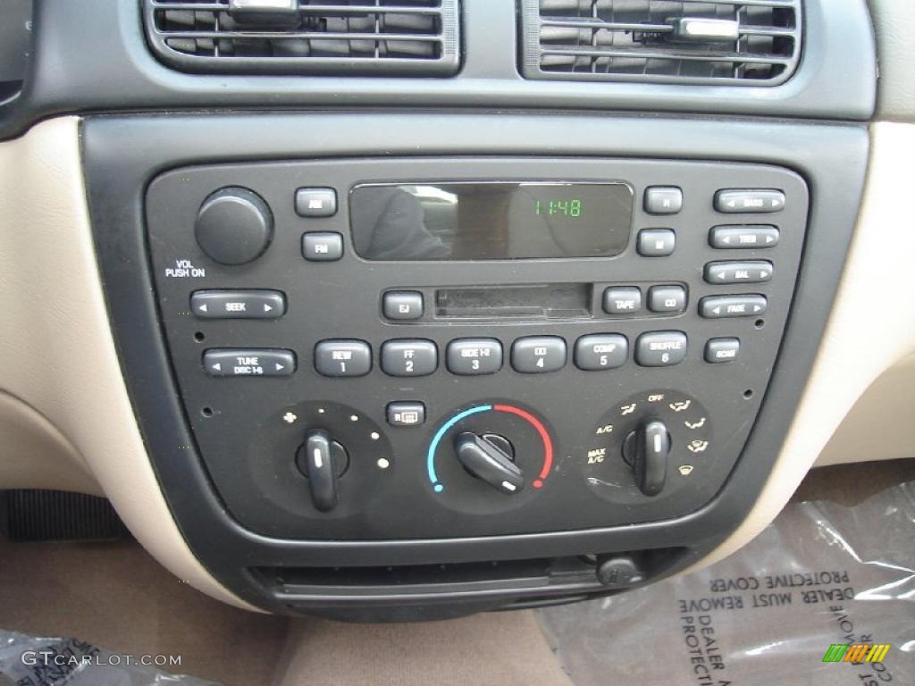 2000 Ford Taurus SES Controls Photo #37980584