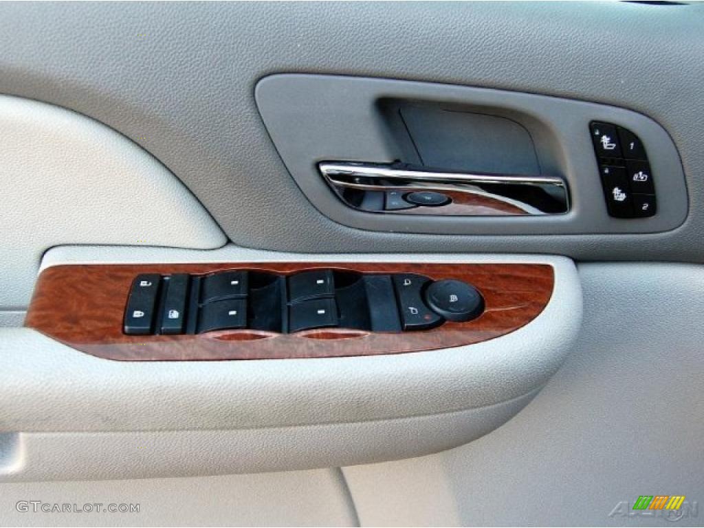 2008 GMC Sierra 3500HD SLT Crew Cab 4x4 Dually Controls Photo #37980836