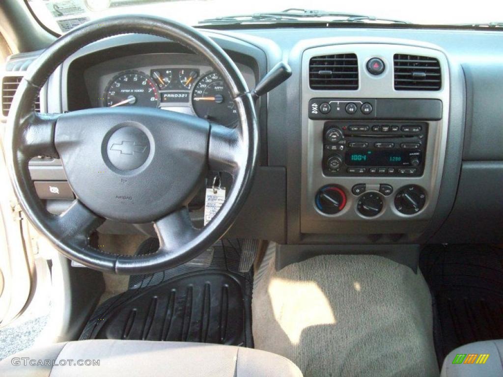 2004 Chevrolet Colorado LS Extended Cab 4x4 Very Dark Pewter Dashboard Photo #37981128