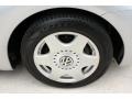 2000 Volkswagen New Beetle GLX 1.8T Coupe Wheel and Tire Photo