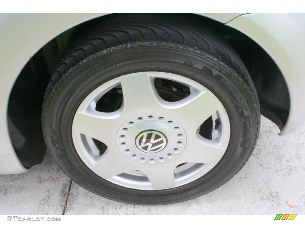 2000 Volkswagen New Beetle GLX 1.8T Coupe Wheel Photo #37981824