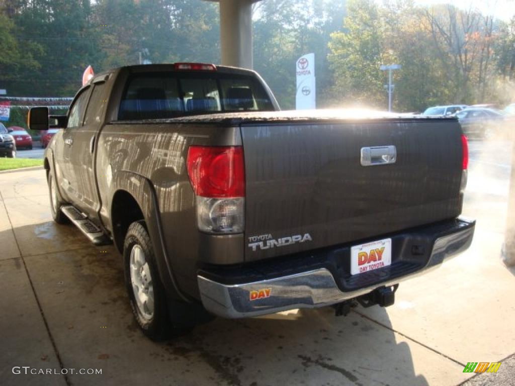 2007 Tundra SR5 TRD Double Cab - Pyrite Mica / Graphite Gray photo #4