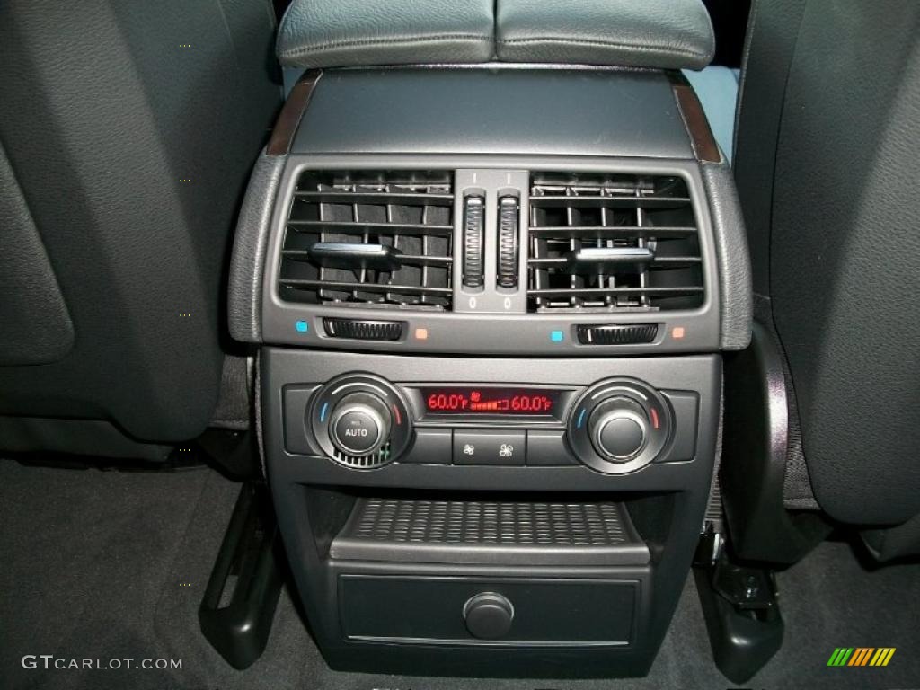 2011 BMW X5 xDrive 35i Controls Photo #37985689