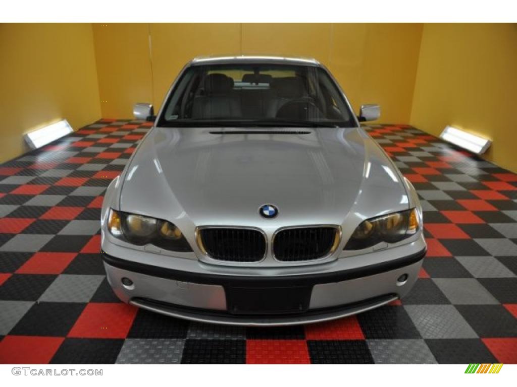2002 3 Series 325xi Sedan - Titanium Silver Metallic / Grey photo #2