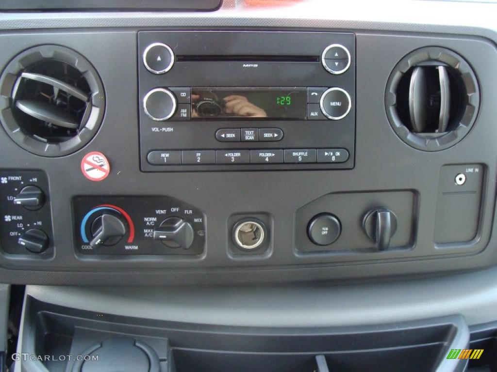 2010 Ford E Series Van E350 XLT Passenger Extended Controls Photo #37988217