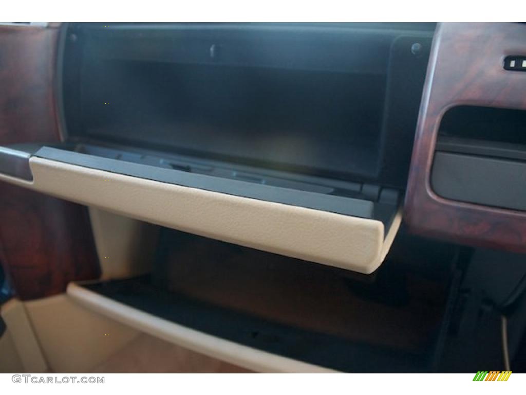 2005 Land Rover LR3 V8 SE Alpaca Beige Dashboard Photo #37988609