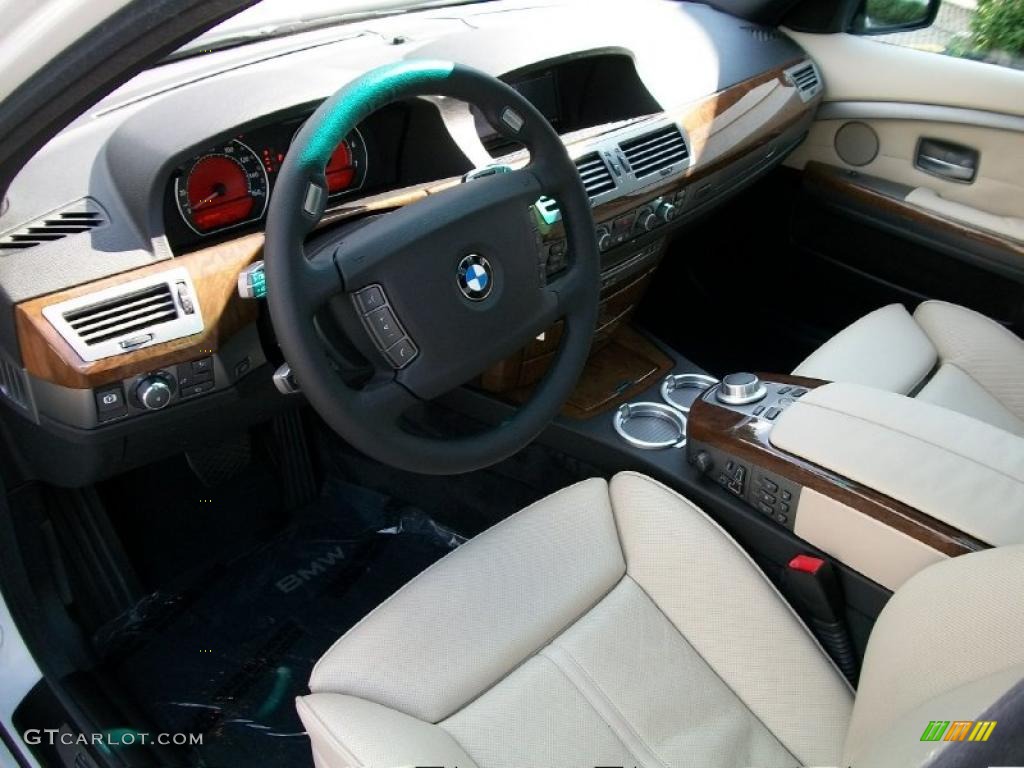 2008 7 Series 750i Sedan - Alpine White / Platinum photo #10