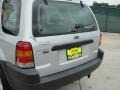 2003 Satin Silver Metallic Ford Escape XLS V6  photo #19