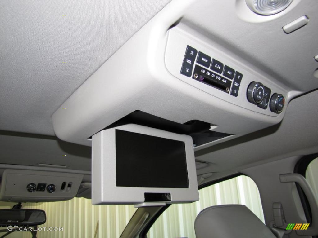 2010 Nissan Armada Platinum Controls Photo #37990281