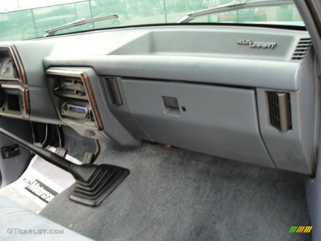 Dark Charcoal Interior 1991 Ford F250 XLT Lariat Regular Cab 4x4 Photo #37990805