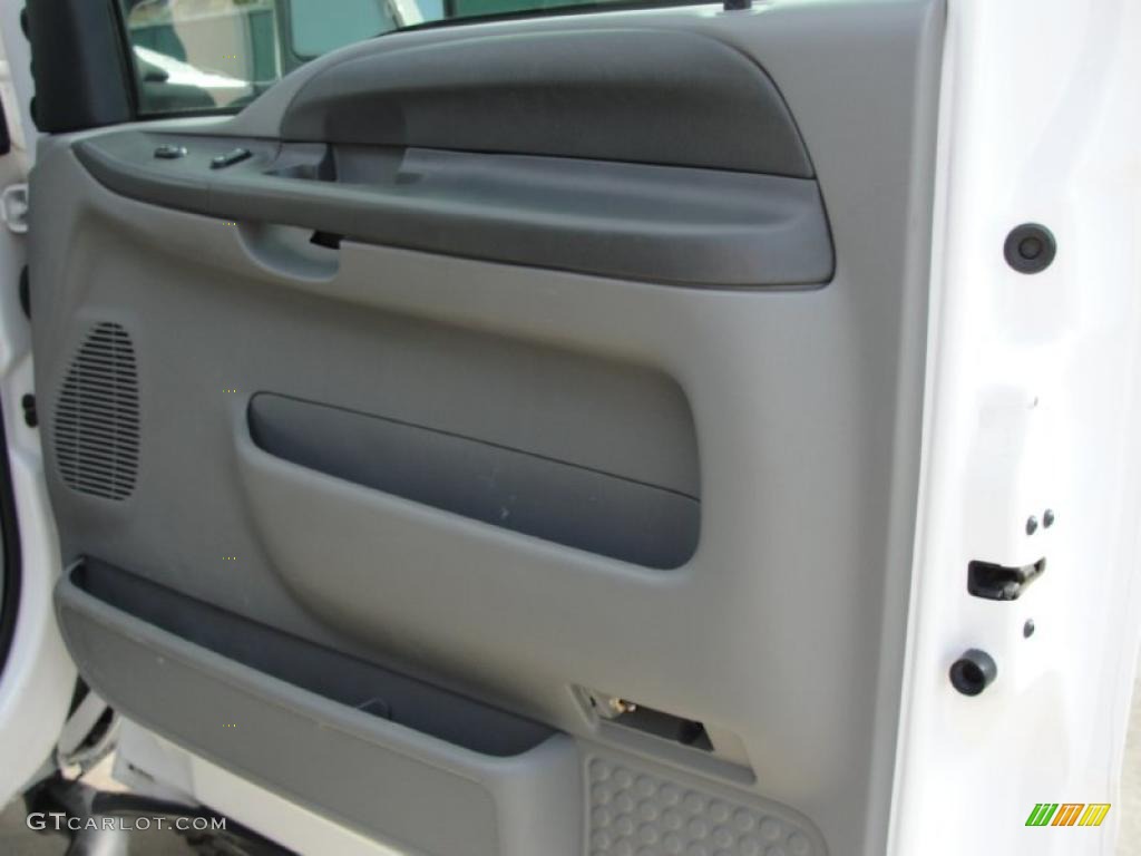 2003 F250 Super Duty FX4 SuperCab 4x4 - Oxford White / Medium Flint Grey photo #24