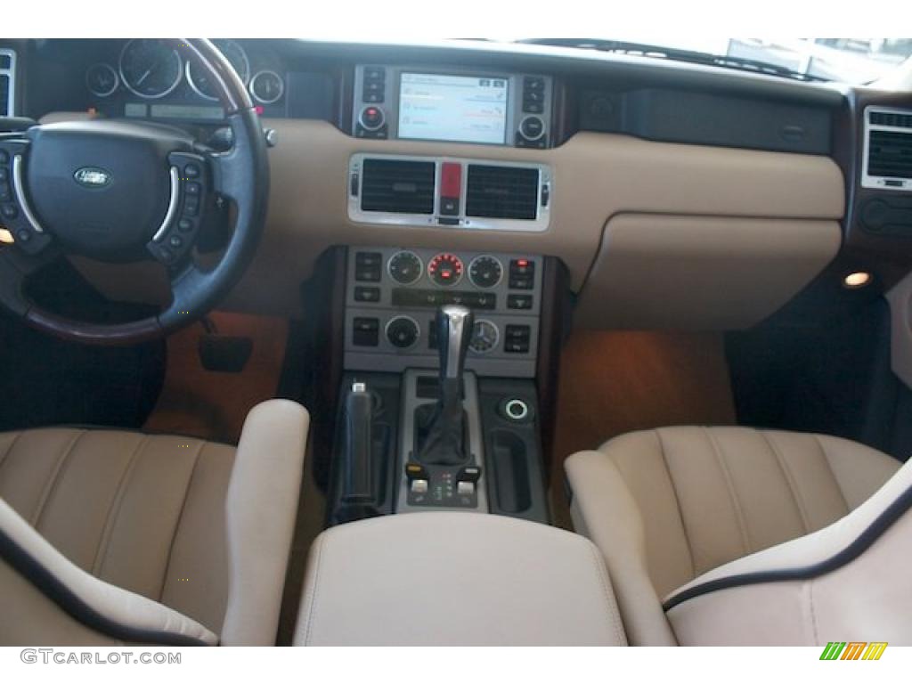2006 Land Rover Range Rover HSE Sand/Jet Dashboard Photo #37991377