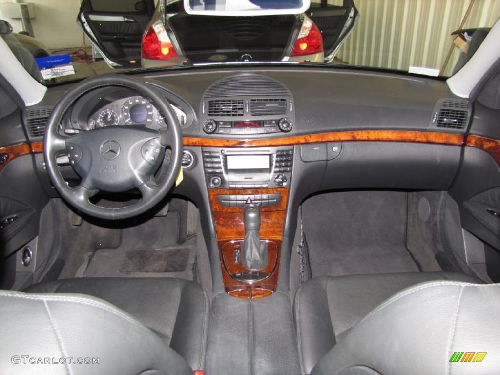 2003 Mercedes-Benz E 500 Sedan Ash Grey Dashboard Photo #37991409