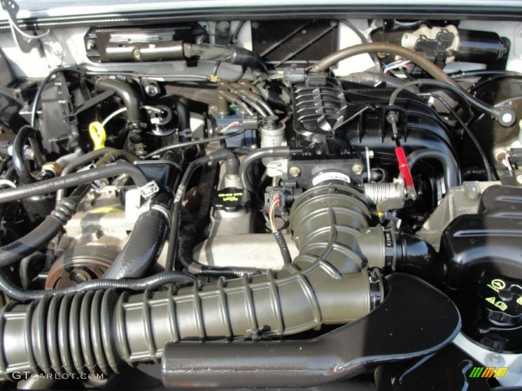 2003 Mazda B-Series Truck B2300 Regular Cab 2.3 Liter DOHC 16-Valve 4 Cylinder Engine Photo #37992645