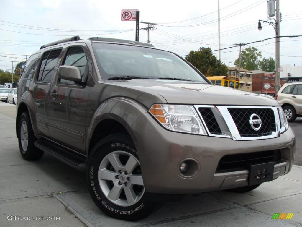 2008 Pathfinder SE 4x4 - Desert Stone / Cafe Latte photo #1