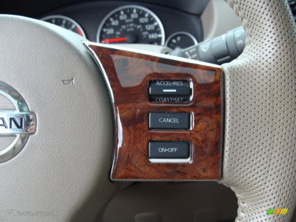 2008 Nissan Pathfinder SE 4x4 Controls Photo #37993301