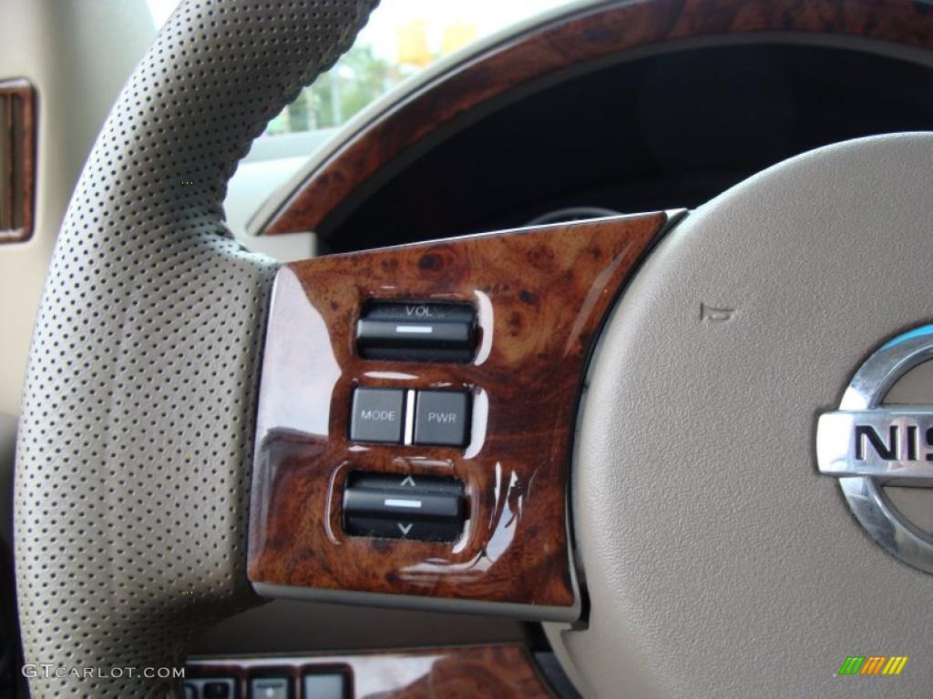 2008 Nissan Pathfinder SE 4x4 Controls Photo #37993317