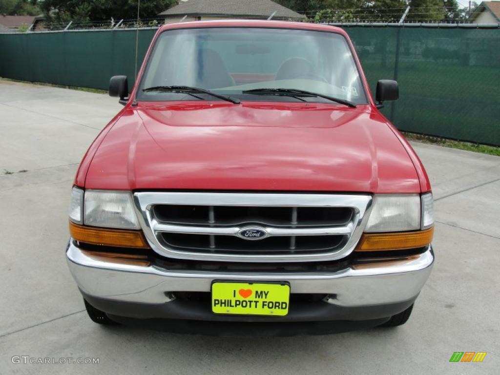 2000 Ranger XLT Regular Cab - Bright Red / Medium Graphite photo #8