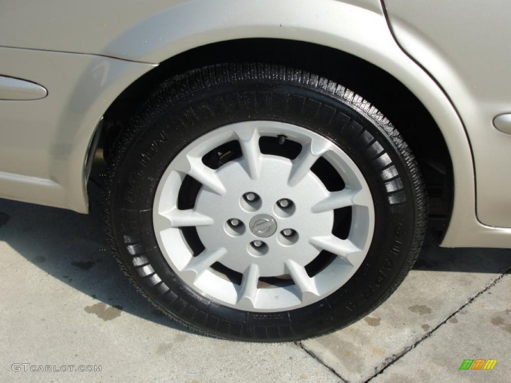 2000 Nissan Maxima GLE Wheel Photo #37996377