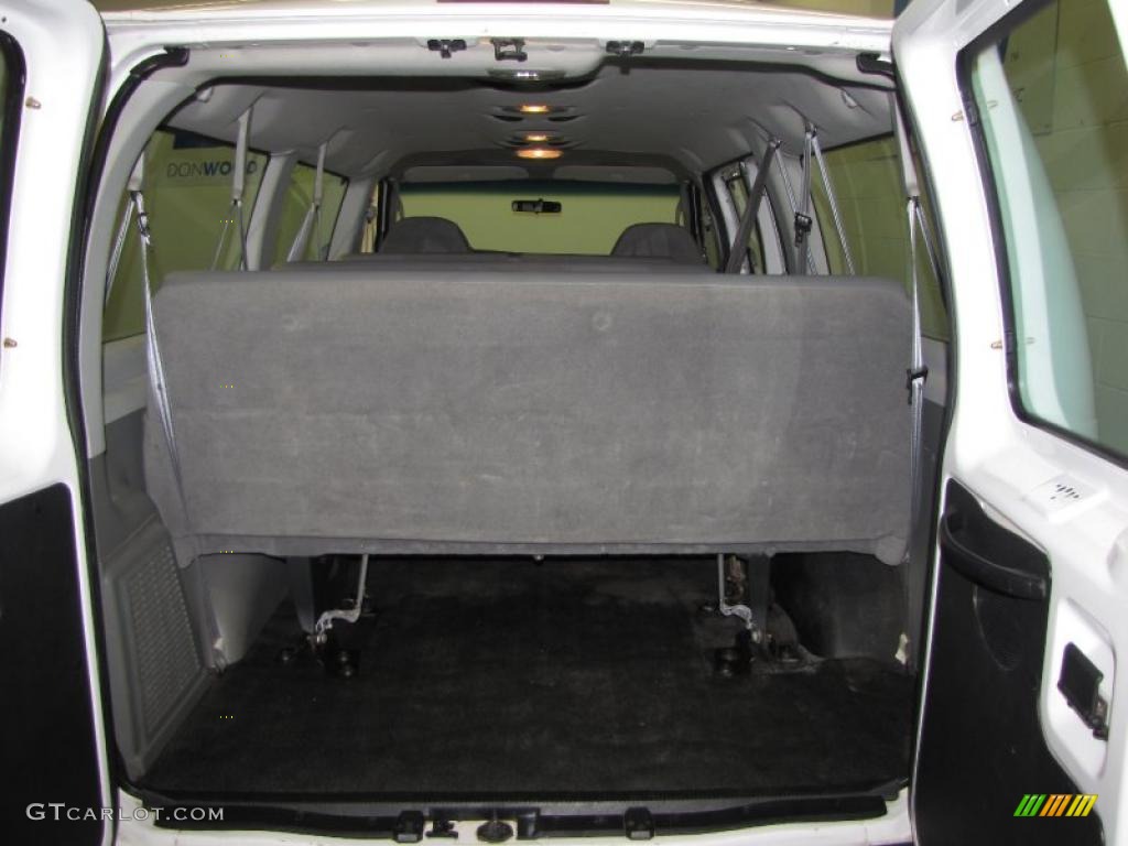 2004 Ford E Series Van E350 Super Duty XL Passenger Trunk Photos